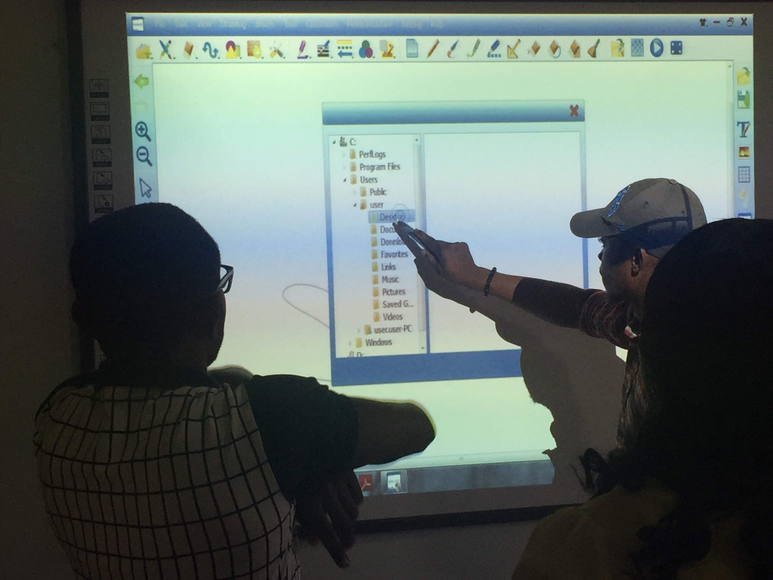 Full training package on How to Use Interactive Whiteboard|Virtual Laboratory Full training package on How to Use Interactive Whiteboard|Virtual Laboratory